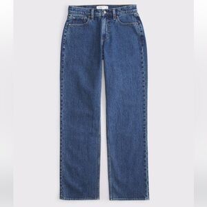 Abercrombie Low Rise Baggy Jean Short Size 28